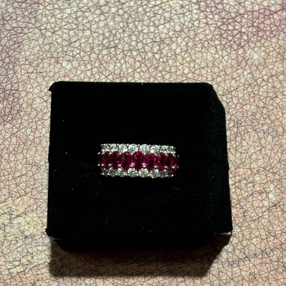 Jeulia Oval & Round Cut Sterling Silver Eternity Ring - Picture 2 of 4